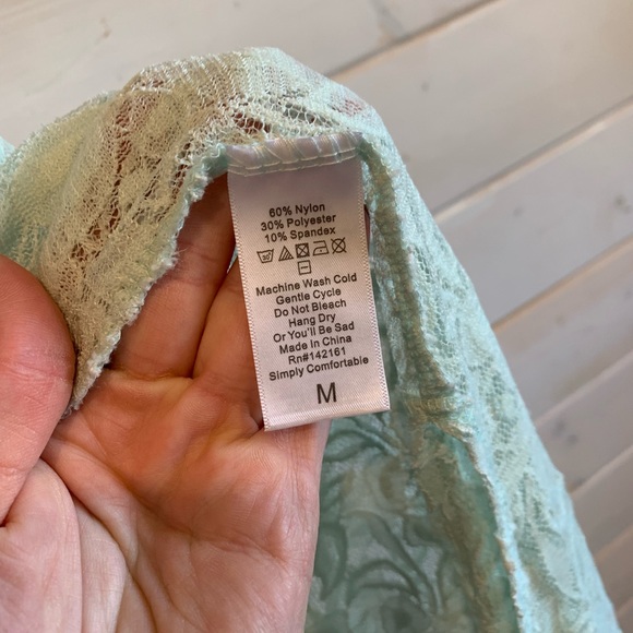 Lula Roe | Light Mint Coloured Lace Sleeveless Duster - Picture 5 of 6